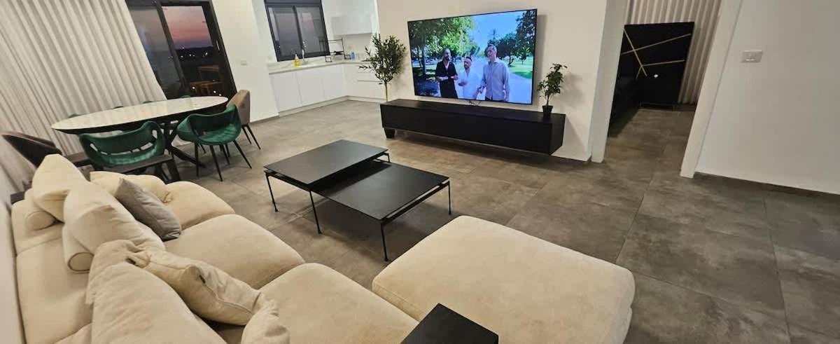 Stunning And Spacious In Kiryat Ata Qiryat Ata 外观 照片